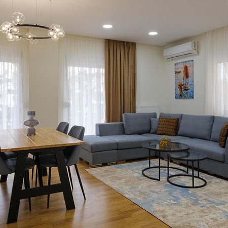 Magnificent Riviera Residence Vipgreece Atina Dış mekan fotoğraf